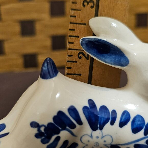 2 Vintage Dutch Hand Painted Ceramic Bunny, 4 Egg Holders, and Dog with Basket - Picture 4 of 14